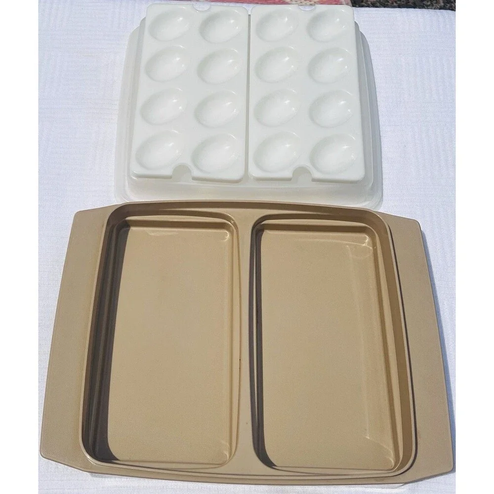 1970’s Vintage Tupperware 4 Piece Deviled Egg Keeper Carrier 723 4 Harvest Gold